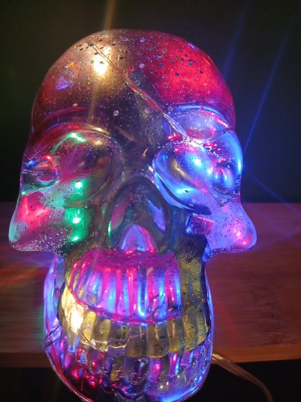 Light up Skull with blood & dagger